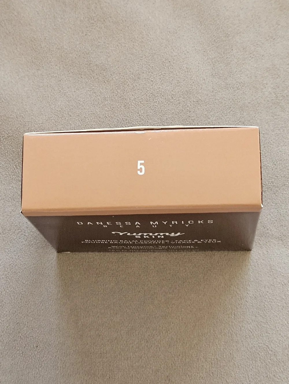 NIB Danessa Myricks Beauty Yummy Skin Blurring Balm Powder In Shade 5 - Picture 3 of 9